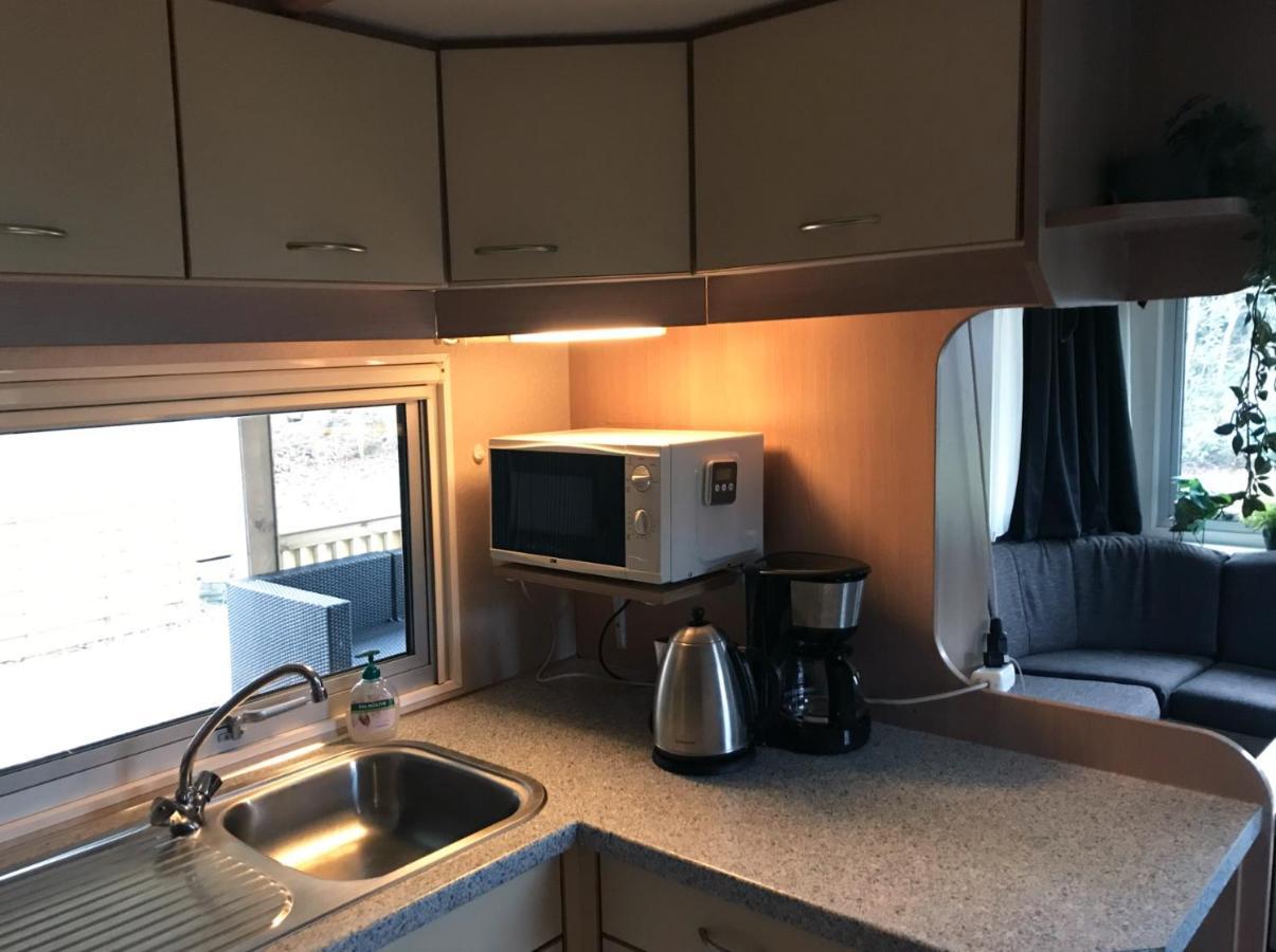 فيلا Chalet 'T Rijsterbos Op Camping Met Zwembad! المظهر الخارجي الصورة